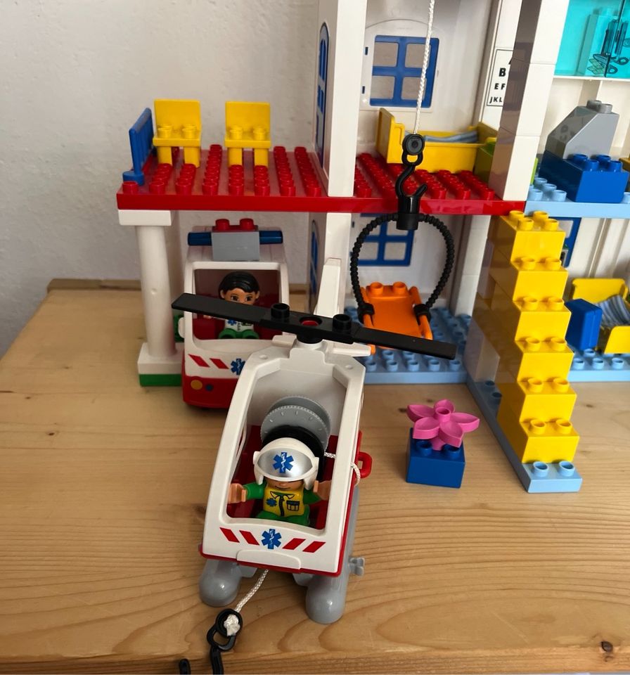 Lego Duplo Krankenhaus 5795 in Ansbach