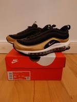 NIKE AIR MAX 97 (GS) BLACK/METALLIC GOLD Gr.36,5 Mitte - Tiergarten Vorschau