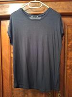 Schwarzes Shirt M Brandenburg - Strausberg Vorschau