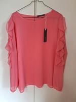 Bluse Esprit NEU Größe 44 mit cut out Ärmel Hessen - Marburg Vorschau