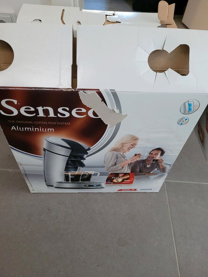 Philips Senseo Kaffeepadmaschine Aluoptik (defekt) in Süsel