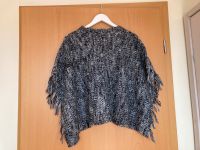 Poncho schwarz/weiß Blue seven Gr. 2 (140/152) Baden-Württemberg - Schwaigern Vorschau