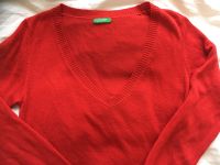 Benetton Pullover V-Ausschnitt rot Pulli Berlin - Charlottenburg Vorschau