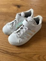 Adidas Sneaker Sportschuhe weiß 33 Schleswig-Holstein - Pansdorf Vorschau