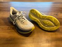 Asics Novablast 4 Damen Laufschuhe Gr. 39,5 Nordrhein-Westfalen - Hamm Vorschau