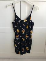 Kurzer Jumpsuit Onesie schwarz Blumen Berlin - Spandau Vorschau