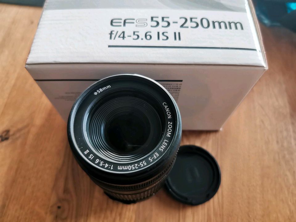 Kamera Canon EOS 1300D inkl. Zubehör + Objektiv EFS 55-250mm in Böhmenkirch