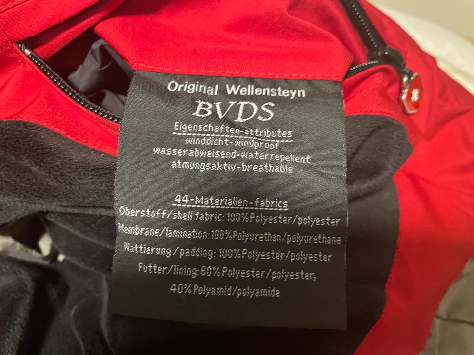 Wellensteyn Winterjacke Belvedere BVDS rot S in Hamminkeln