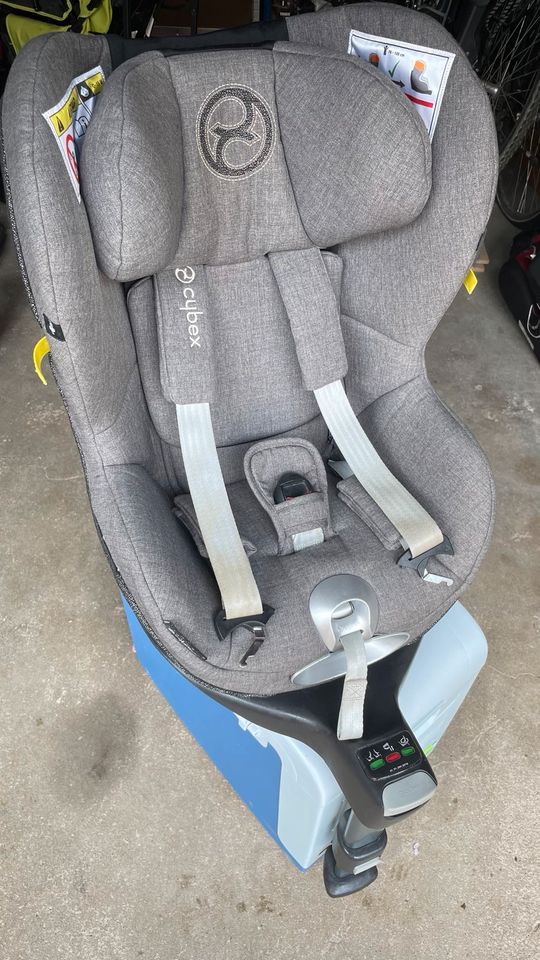 Autositz Cybex Sirona Z plus inkl Base Z Isofix Unfallfrei in Bochum