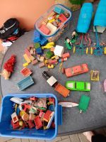 Altes Spielzeug Konvolut von 100ten Teilen aus DDR-Zeit Sachsen-Anhalt - Wieskau Vorschau