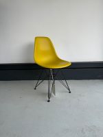 Vitra Sidechair Baden-Württemberg - Brackenheim Vorschau