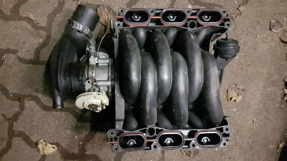 Ansaugbrücke für Audi 2,8L V6 in Itzstedt