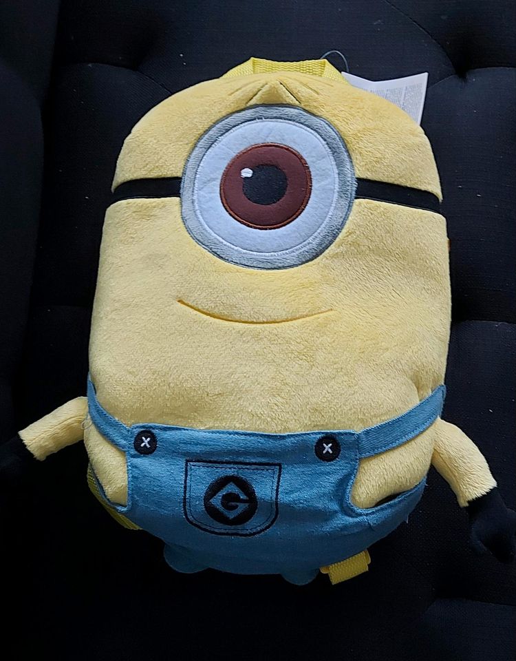 Minion Plüschrucksack in Wieseth