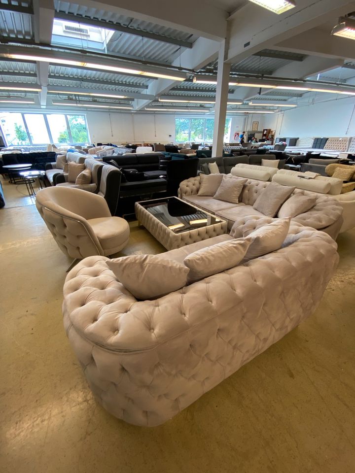 Sofa Set kostenlose Lieferung Ausstellungsstück in Berlin
