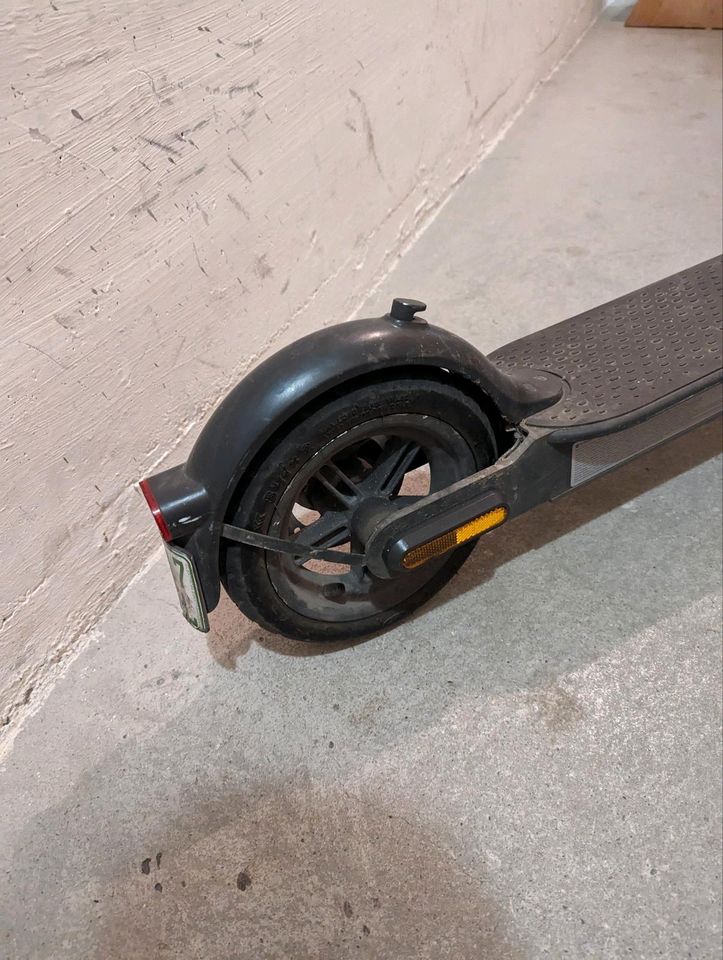 Xiaomi Electric Scooter Pro 2 in München