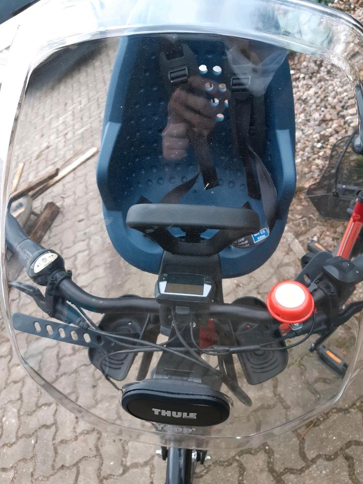 Fahrradsitz vorne Thule Yepp 2 mini mit Windshield in Ratzeburg