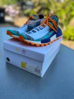 Adidas x Pharrell Williams Solarhu NMD Sneakers Gr. 44 NEU RAR Nordrhein-Westfalen - Jüchen Vorschau