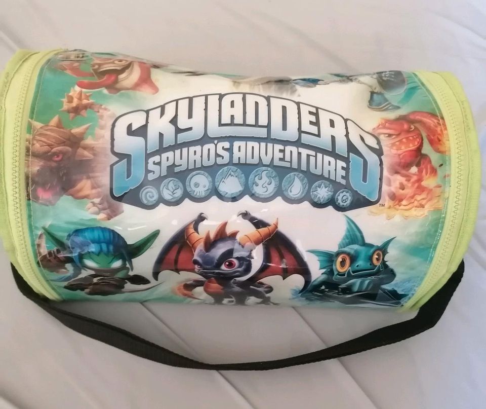 Skylanders Swap Force (Wii) + Zubehör in Berlin