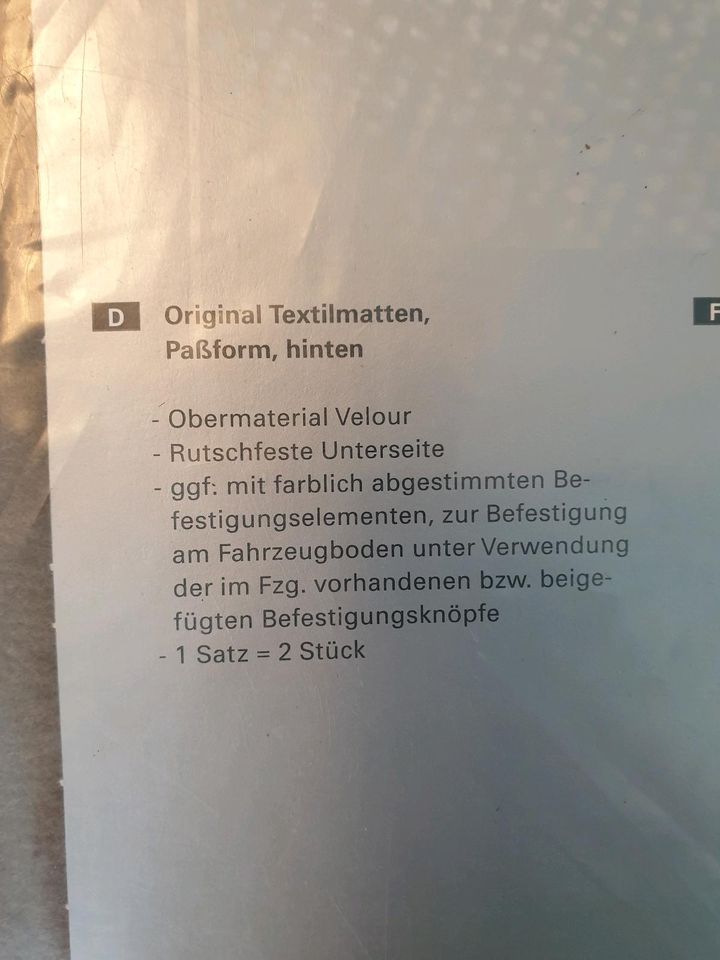 Audi 80 Cabrio Fußmatten , Original neu hinten in Gudensberg