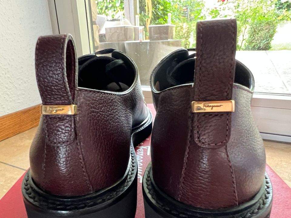 Bootsschuhe Salvatore Ferragamo Gr.37 (IT 6,5) neuwertig in Wiehl