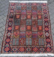 Handgeknüpfter Bakhtyar Teppich aus Iran. Frankfurt am Main - Niederursel Vorschau