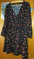 Midi Kleid, schwarz mit roten Blüten, Gr. 46, Bonprix Hessen - Kassel Vorschau