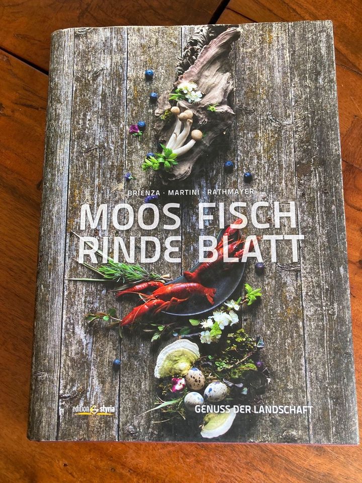 Kochbuch „Moos. Fisch. Rinde. Blatt.“ in Goch