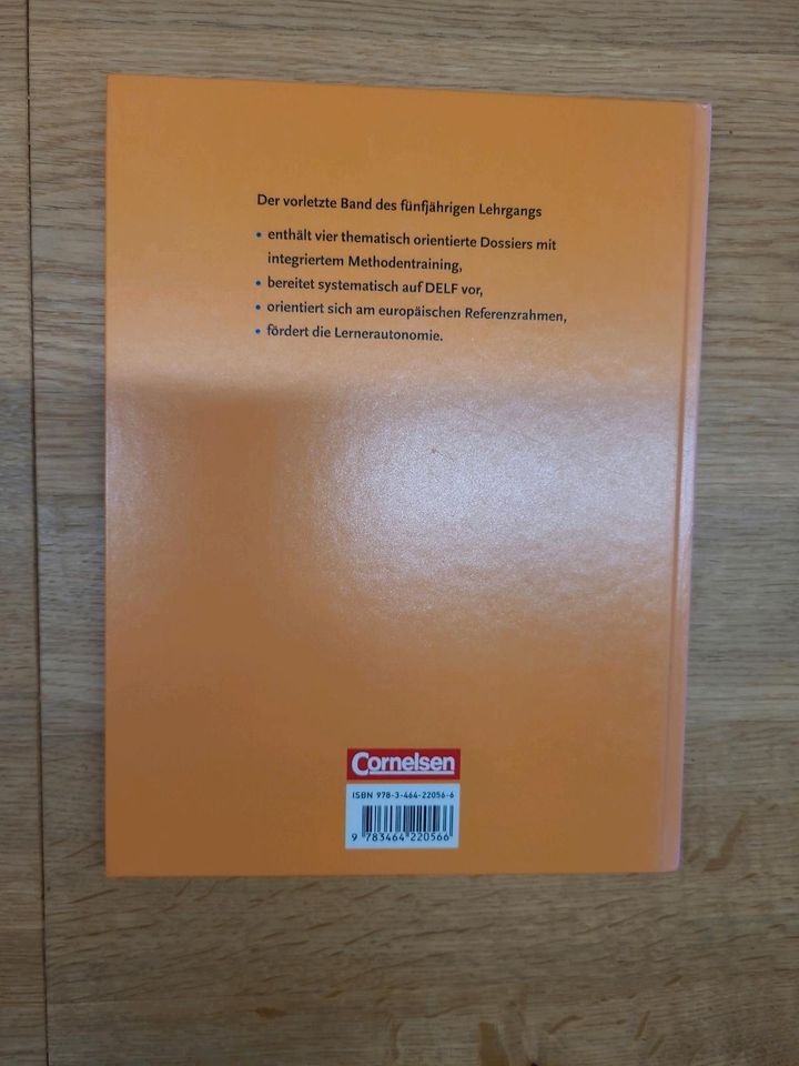 A Plus 4 Schulbuch Französisch neuwertig in Freyung