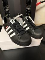 Adidas Superstar 50 RUN DMC Jam Master Jay neu Gr 42 2/3 Bayern - Fürth Vorschau