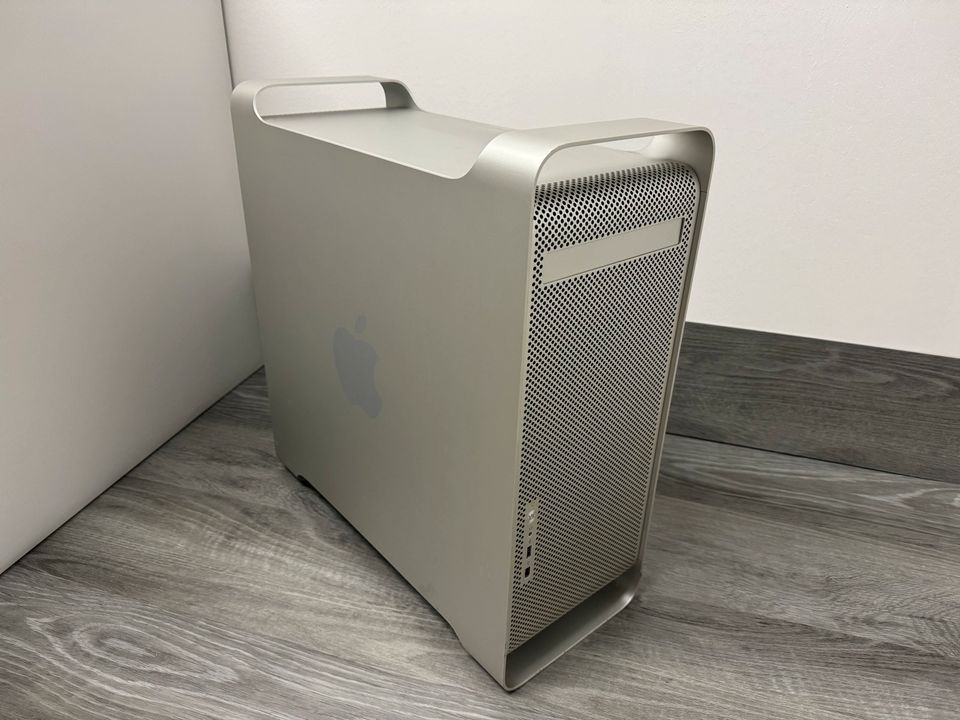 Apple Power Mac G5, Aluminium-Gehäuse in Holzwickede