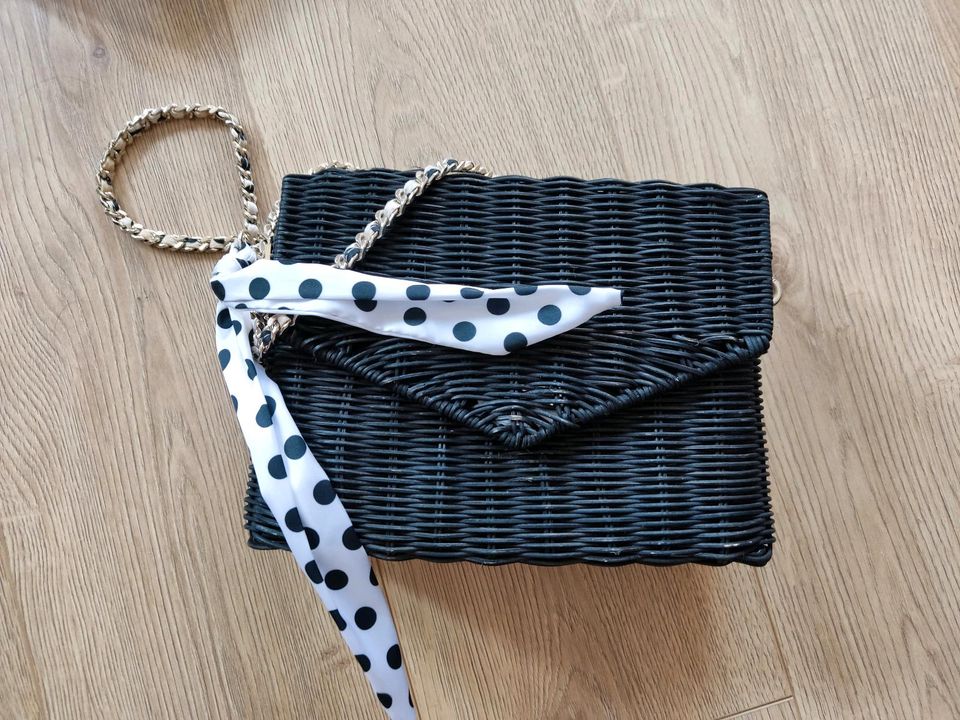 Rattan Hand Made Tasche von Zara in Obertshausen