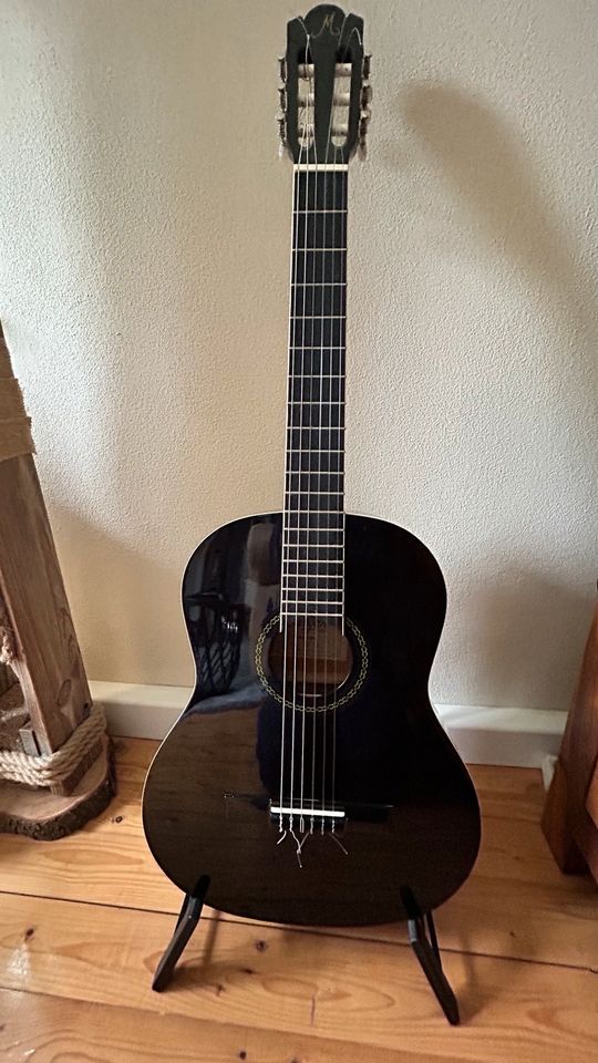 Aukistik Gitarre  ,,Morgan,, Model CG-14BK in Freiberg