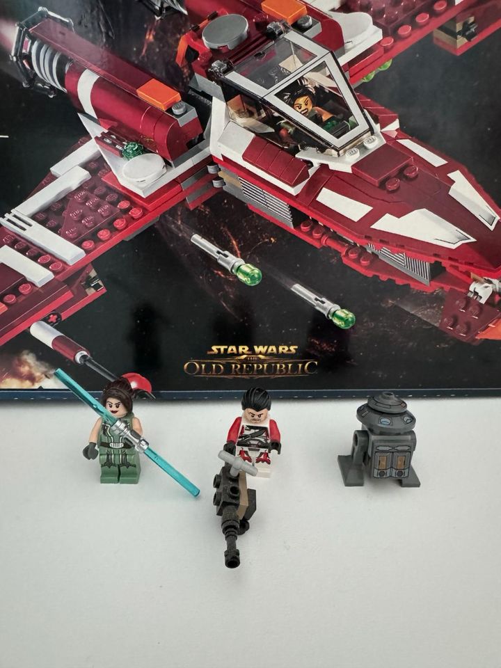 Lego Star Wars 9497 + OVP + Bauanl. in Staufen im Breisgau