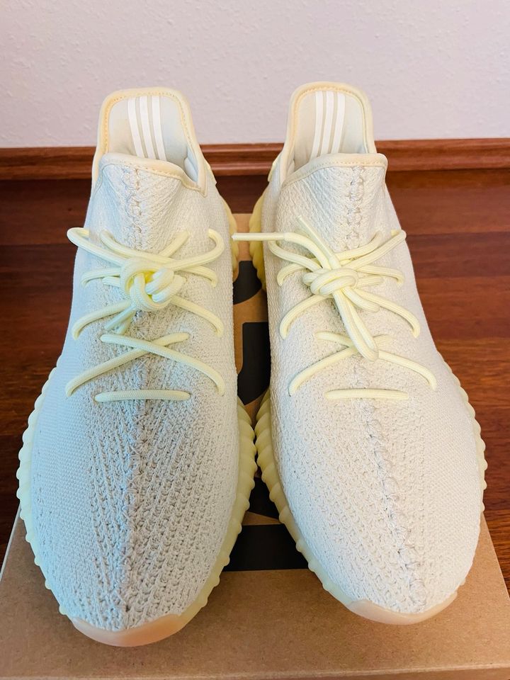 Yeezy V2 350 Butter US 13 EU 48 Neu in Bremen