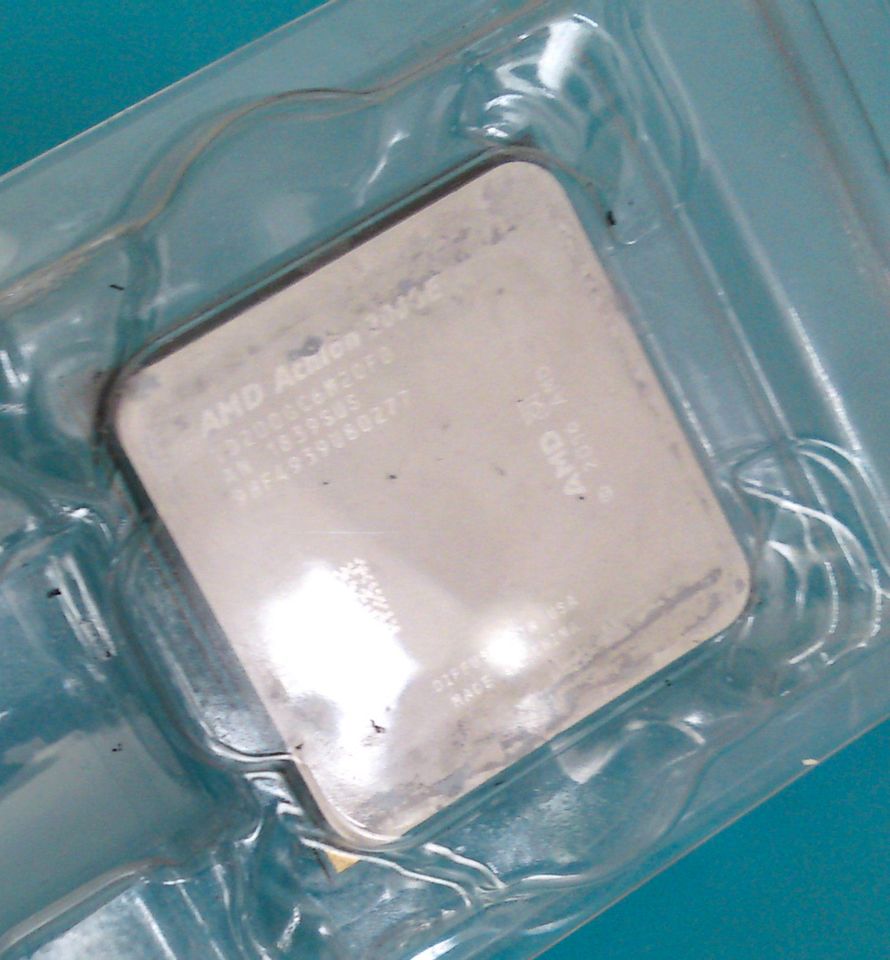 AMD Athlon 200GE⭐3.2 GHz⭐AM4⭐nur 35 Watt Stromverbrauch in Duisburg