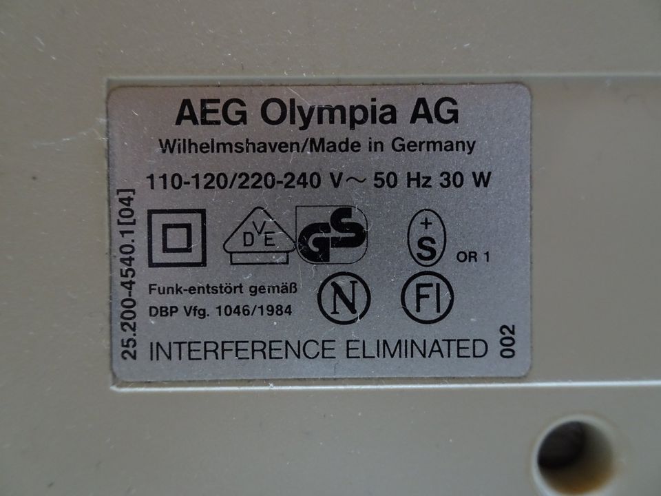 Elektronische Typenrad Schreibmaschine Olympia Carrera Si in Luhe-Wildenau