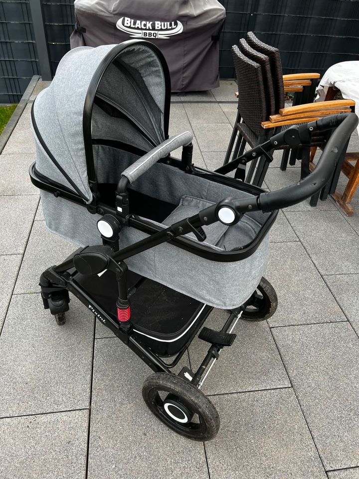 Kinderwagen Babywanne gut erhalten in Ingelheim am Rhein