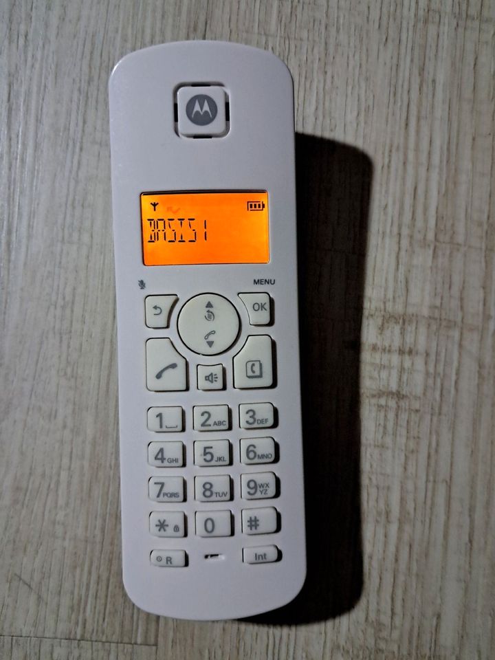 2 Telefone in gutem Zustand in Baden-Baden