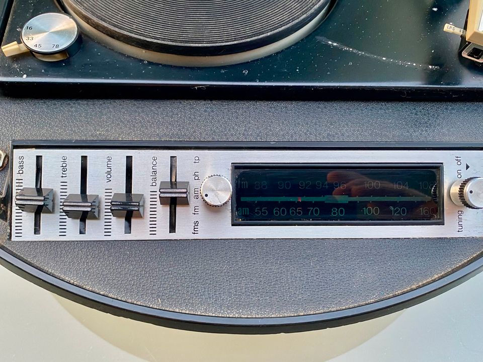 70er Jahre Vintage Radio / Plattenspieler ELECTROHOME Mariner 862 in Mönchengladbach