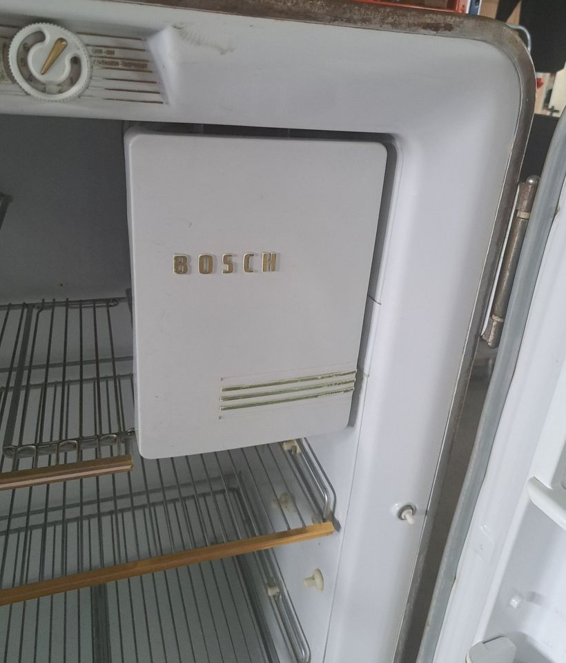 Original Bosch Kühlschrank Typ 180 S-"N" mit Frosterbox - gebrauc in Stockstadt