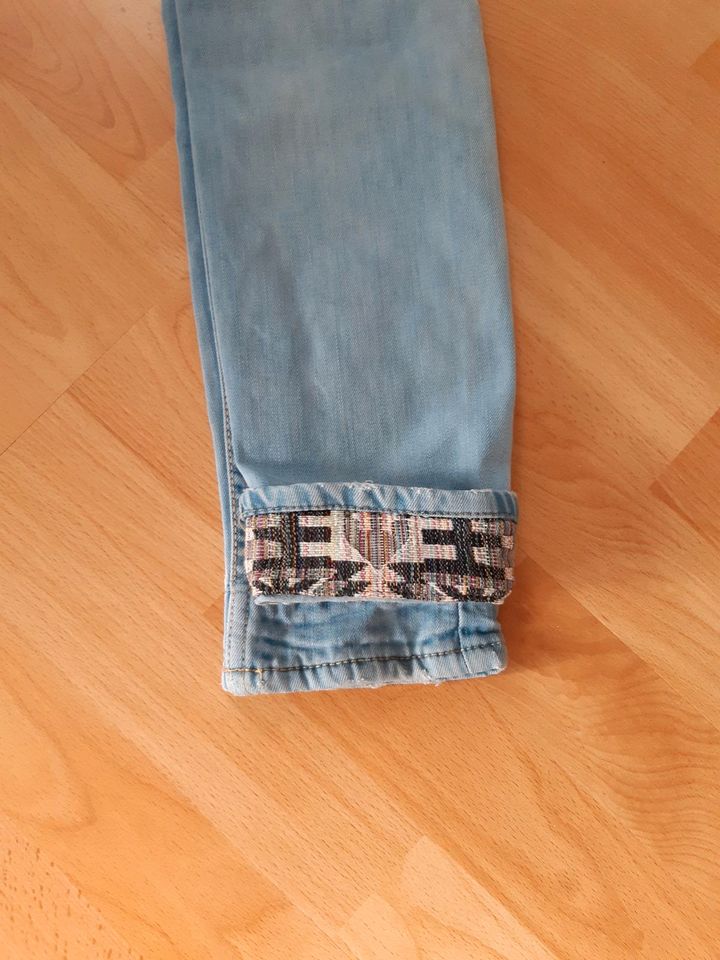 Jeans Gr. 34 von Zara in Sereetz