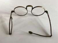 Antike Brille Klappbrille China optische Gläser Messingfassung Friedrichshain-Kreuzberg - Kreuzberg Vorschau