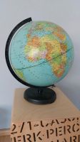 Globus mit Beleuchtung zu verkaufen Niedersachsen - Braunschweig Vorschau