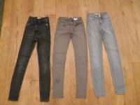 1-6x Hose Jeans Skinny grau blau grün XXS XS 34 24 25 Nordrhein-Westfalen - Schmallenberg Vorschau