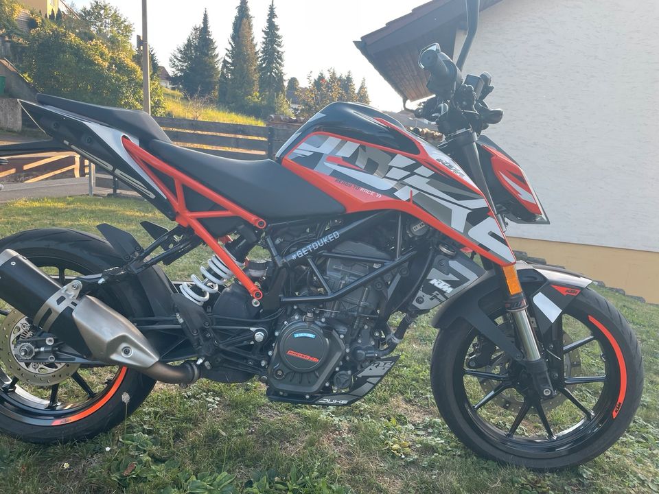 KTM Duke 125 in Geislingen an der Steige