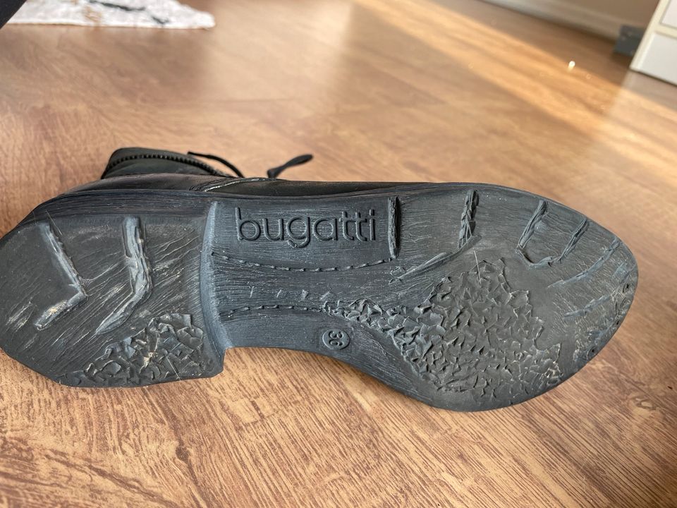 Stiefeletten Bugatti in Würselen