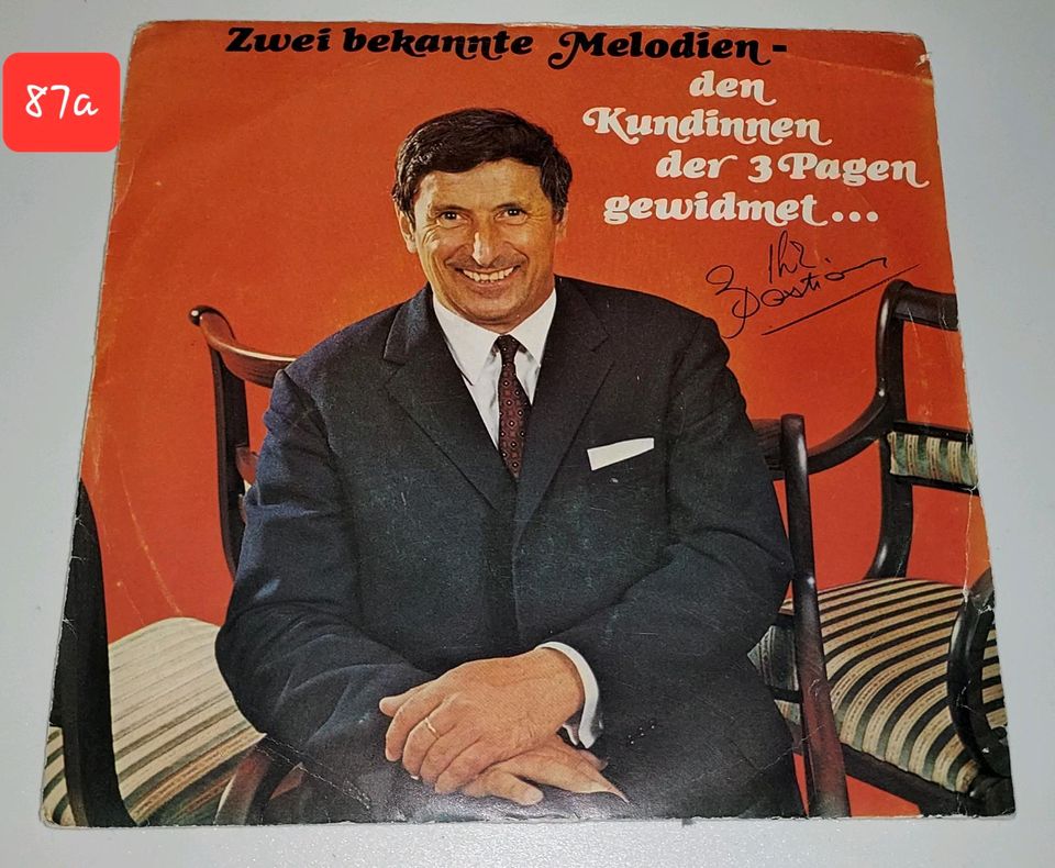 7] Single Vinyl Schallplatten Musik Truhe in Nürnberg (Mittelfr)