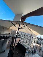 Sonnenschirm inklusive Standfuß zu verkaufen Berlin - Schöneberg Vorschau