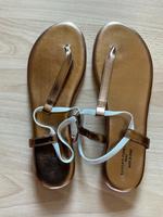 SANDRO FERRONE Sandaletten bronze Gr. 40 neu Hessen - Marburg Vorschau