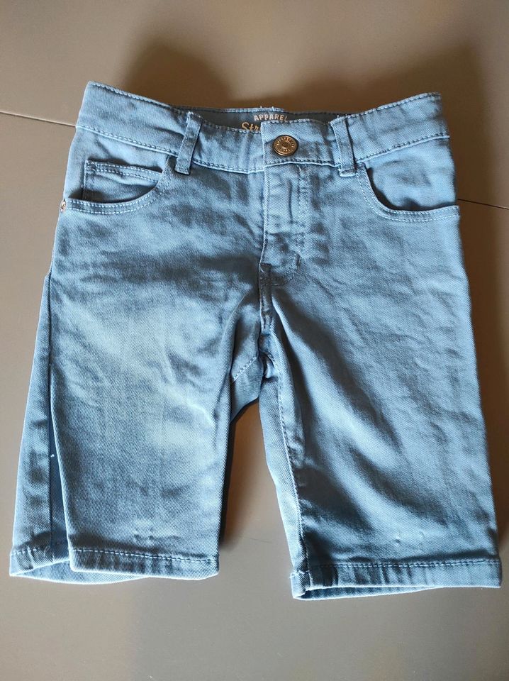 H&M Jeansshorts *98* hellblau Stretch verstellbarer Bund in Hoppegarten